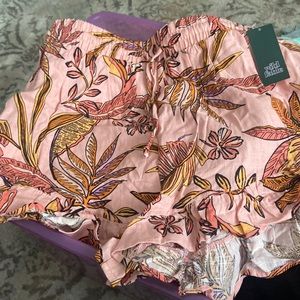 Pull on tie shorts, wild fable brand. New with tags